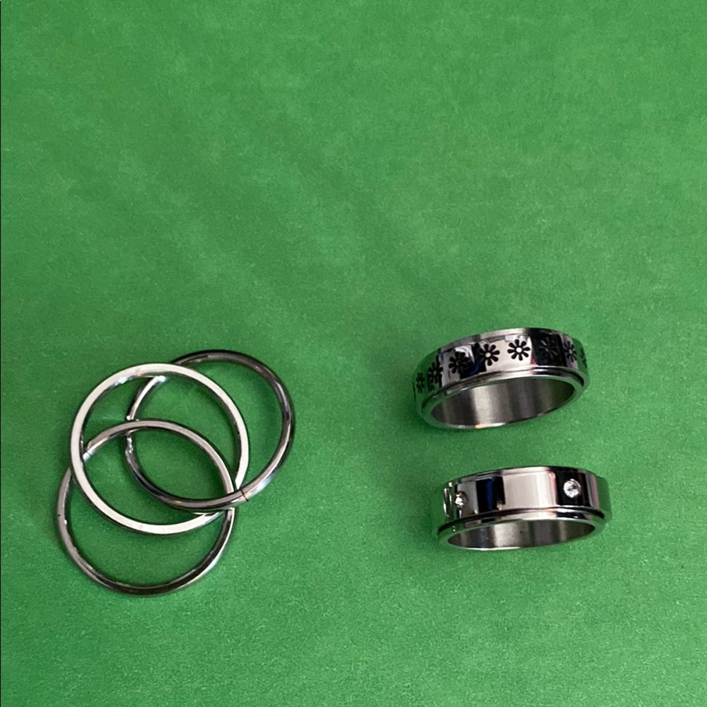 Silver and Black Spinner Ring 3 Set